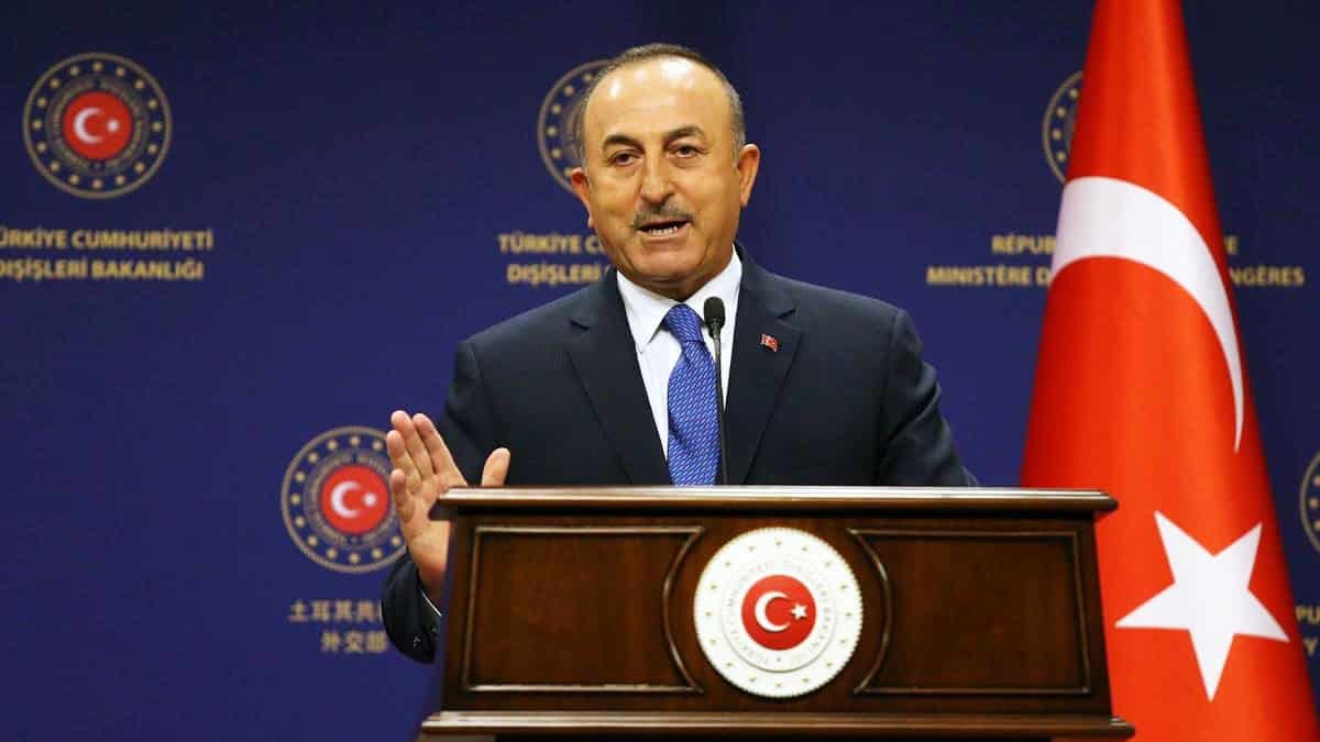 Bakan Çavuşoğlu: (Avusturya'daki terör saldırısı) Terörden, terör saldırılarından çok çekmiş bir millet olarak terörün her türlüsüne karşıyız.