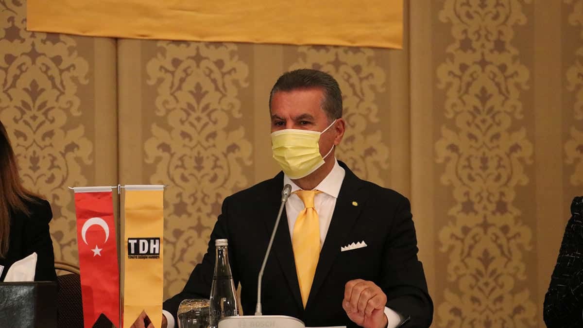 Sarıgül, "Türkiye Değişim Hareketi, Türkiye'nin önüne yeni bir yol açacak" dedi.