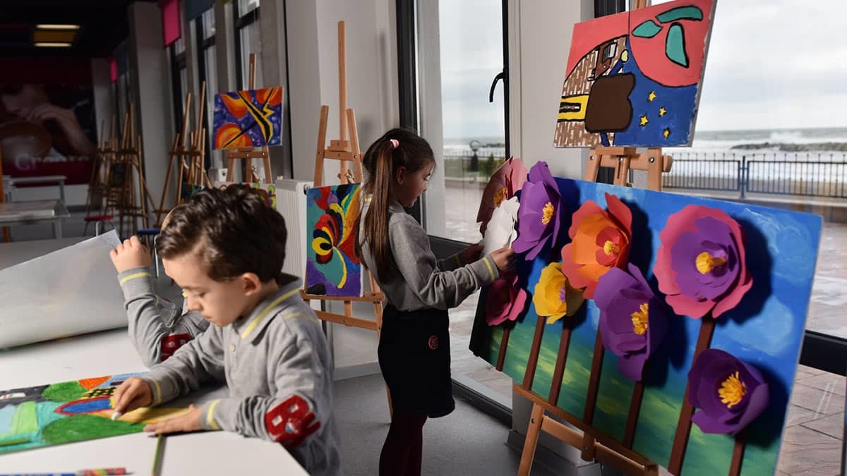 Veliler öğretmen rolüne bürünmemeli