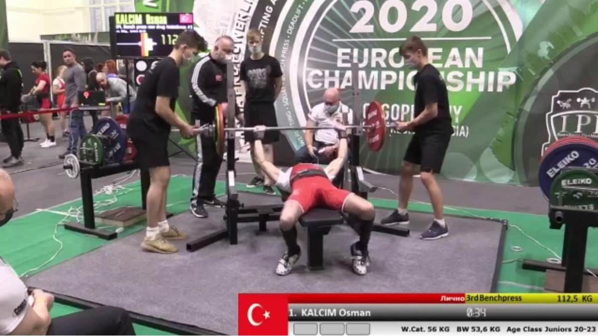 Osman Kalçın üç dünya rekoru kırdı