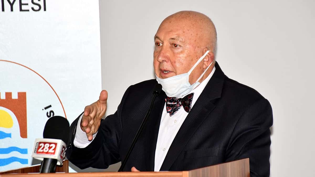 Ercan, "Kimse Tekirdağ depreminden söz etmiyor herkes İstanbul diyor. Oysaki büyük deprem Tekirdağ’da olacak.