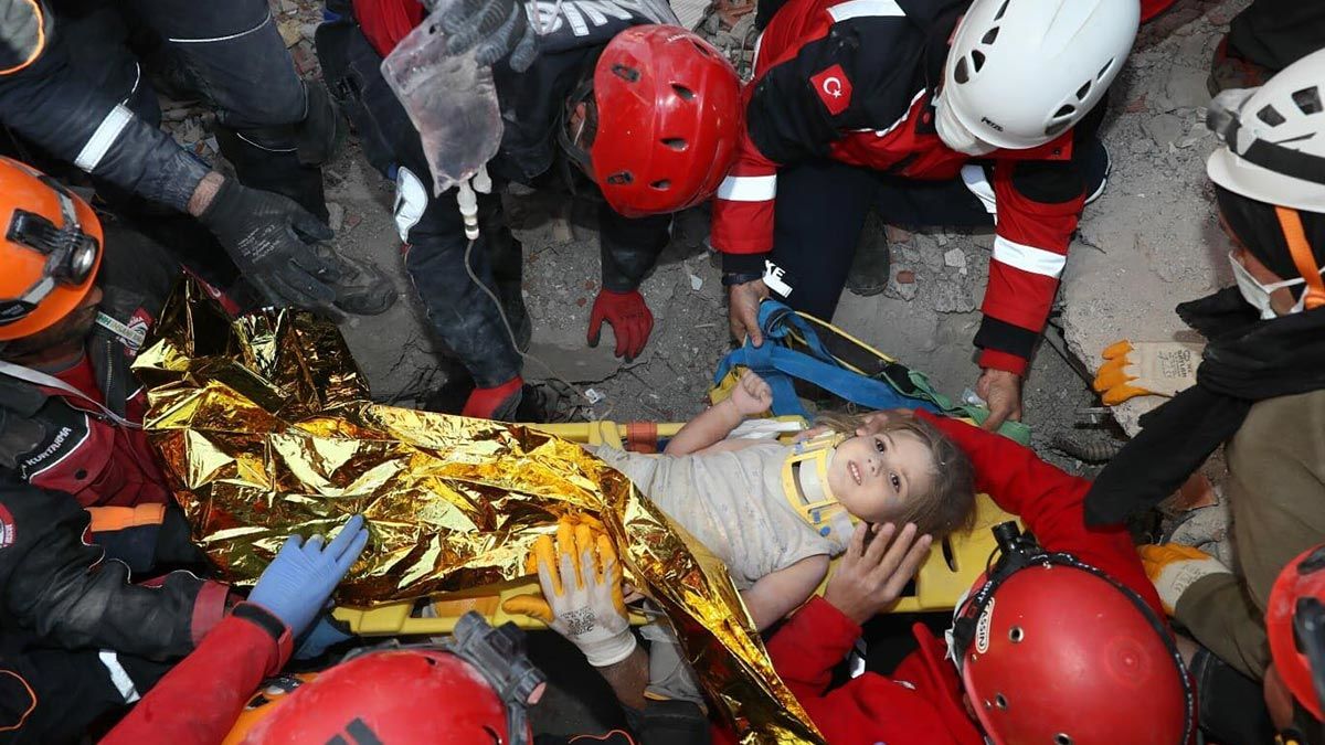 Okullarda Afet Eğitimi zorunlu ders olmalı