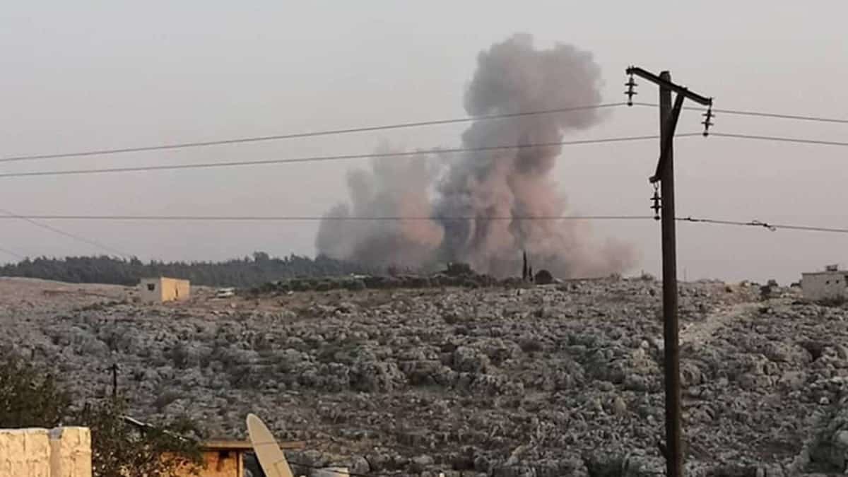 Saldırıda ölen ya da yaralanan olup olmadığı konusunda şu ana kadar açıklama yapılmadı.
