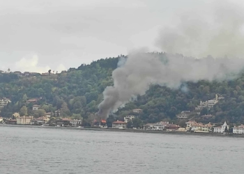 Tarihi Vaniköy Camii'nde yangın