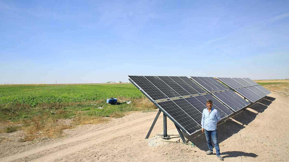 Güneş enerji santrali kurmadan önce 480 ton pancar üretiyordum. Santralden sonra daha fazla sulama imkanı bulduğum için 180 ton daha fazla ürün elde ettim