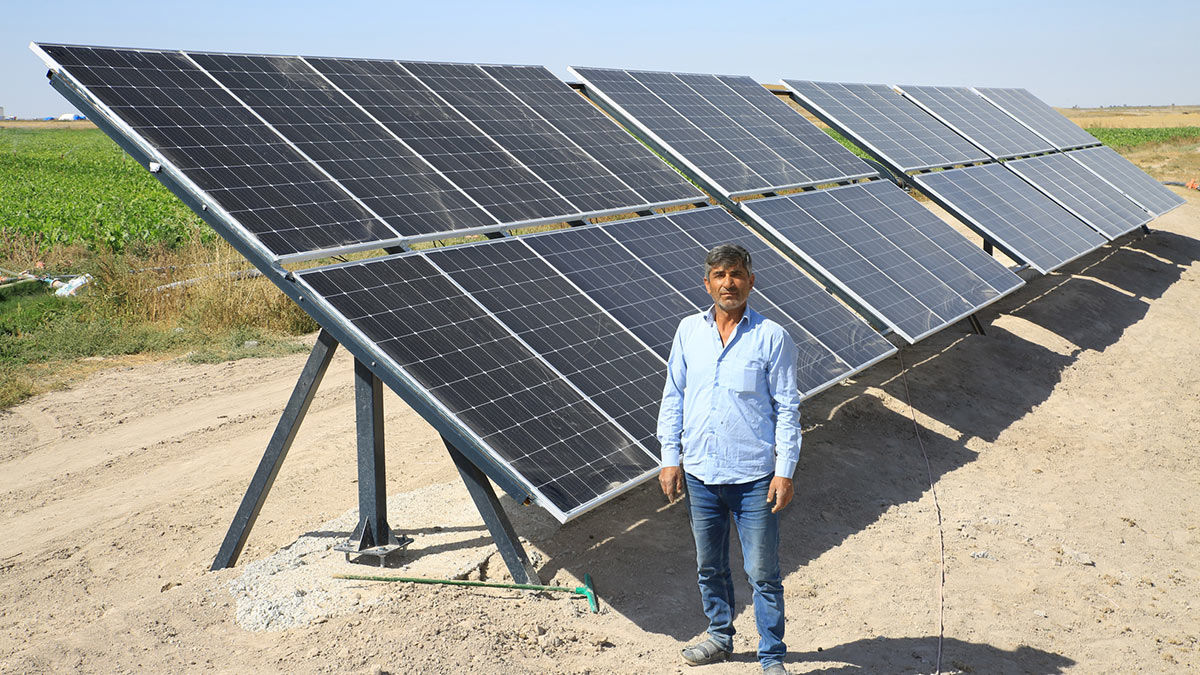 Güneş enerji santrali kurmadan önce 480 ton pancar üretiyordum. Santralden sonra daha fazla sulama imkanı bulduğum için 180 ton daha fazla ürün elde ettim