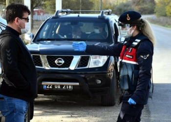 Vaka sayılarının arttığı Lüleburgaz'da 1 köy karantinaya alındı HES uygulamasındaki koronavirüs yoğunluk haritası kırmızıya büründü.