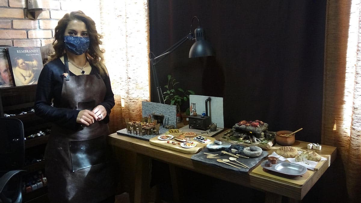 Yaptığı minyatür tasarımları hayran bırakıyor