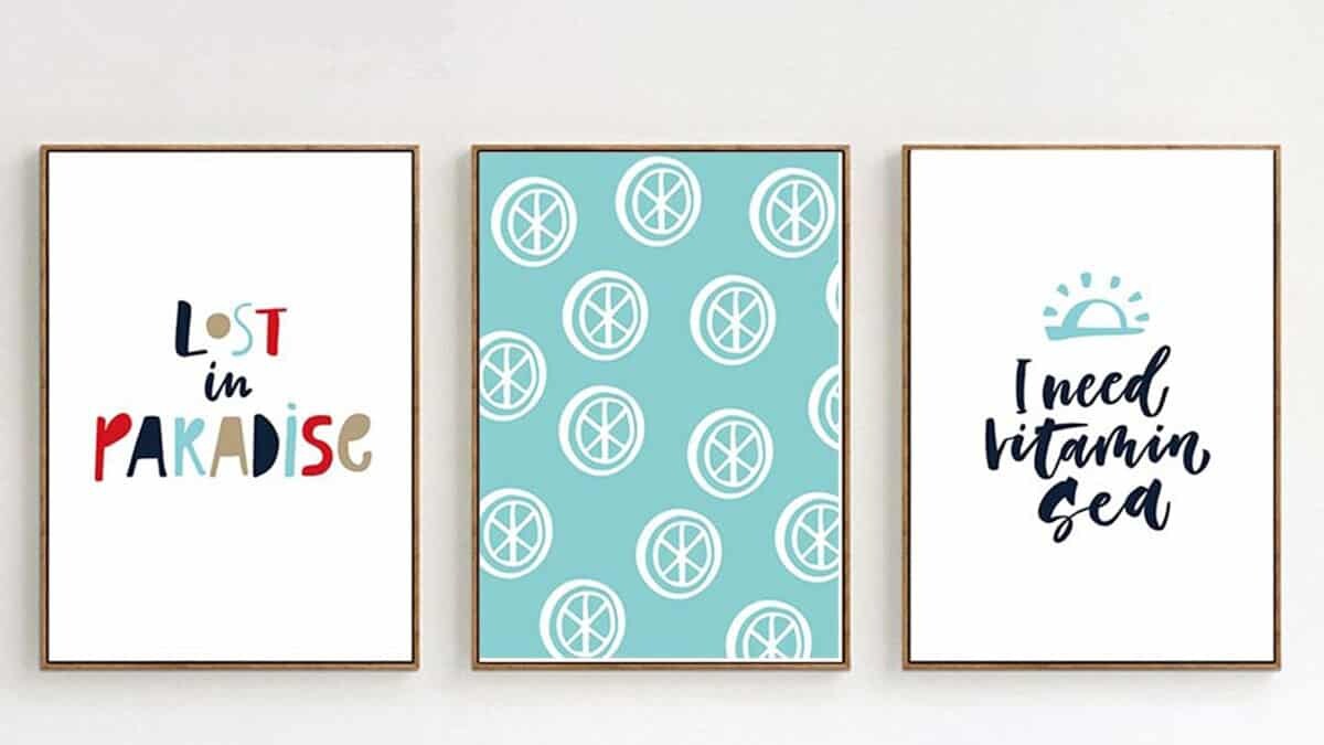 Minimal tarzı seviyorsanız sade tablolar ve tek renk aksesuarlar dekorasyonunuzu tamamlayacaktır