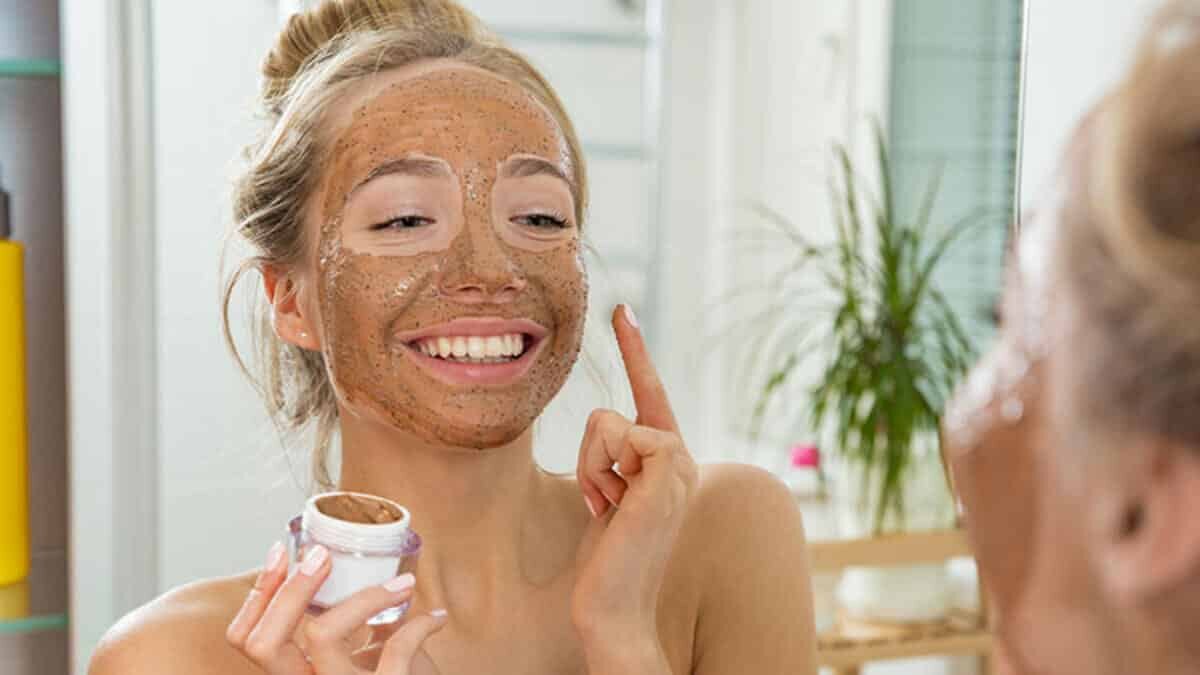 Evde yapacağınız peelinglerle cildinizi yenileyebilirsiniz - Bu kış cilt bakımınızı ihmal etmeyin