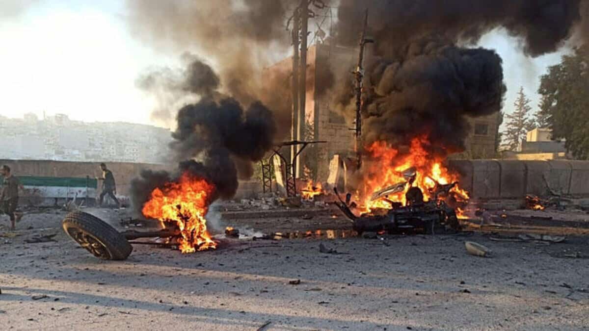 Afrin'de patlama: 1 ölü 6 yaralı