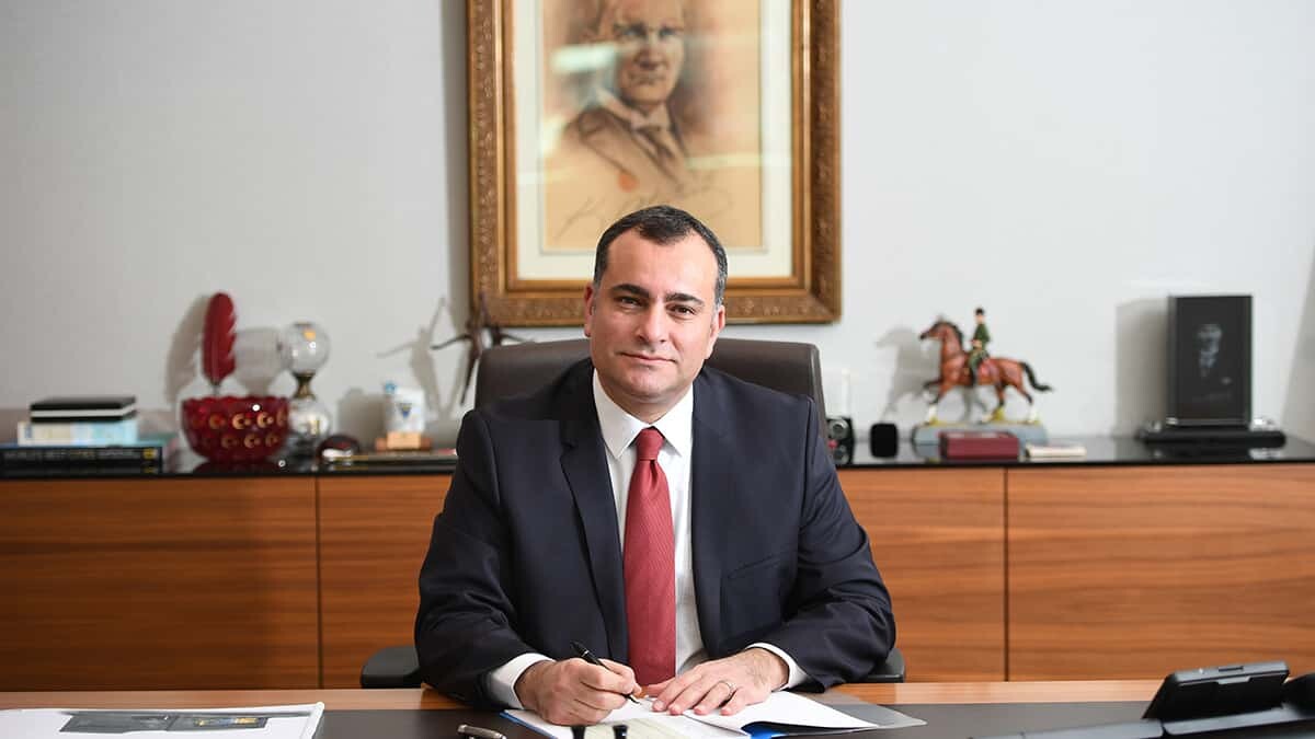 Taşdelen, Ankara Sanat Tiyatrosu'na sahip çıktı