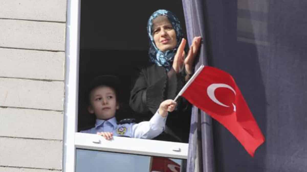 Ulu Önder Mustafa Kemal Atatürk'ün Ankara'ya gelişinin 101'inci yıl dönümü düzenlenen törenle kutlandı.