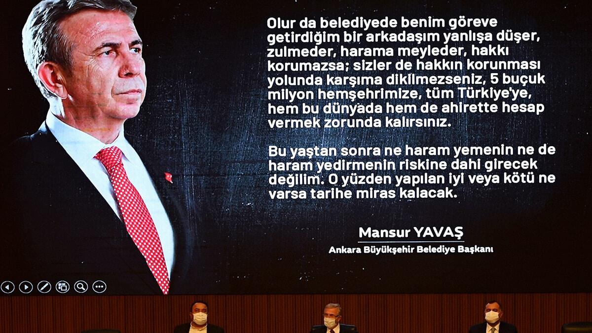 Geçmiş dönemde yapılan harcamalardan göreve geldiği günden itibaren yapılan tüm harcamaları rakamlarla kamuoyuyla paylaşan ve kendisine yönelik iddiaları yanıtlayan Başkan Yavaş’ın canlı olarak yayınlanan basın toplantısı sosyal medyada izlenme rekorları kırdı.