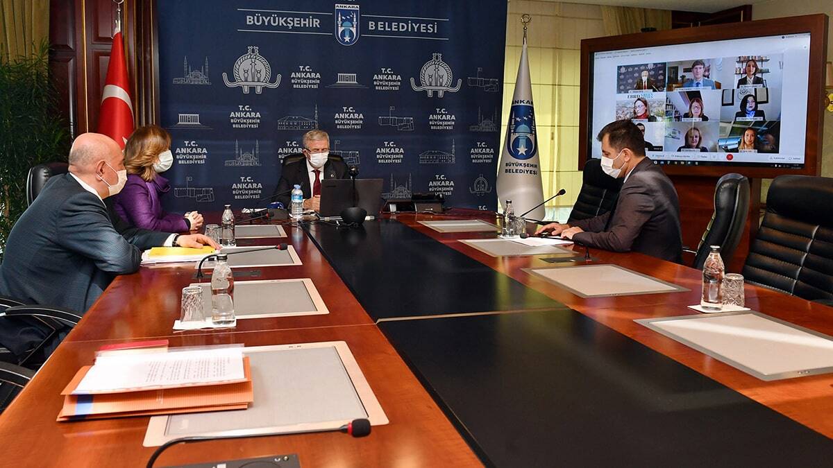 Başkentlilerin yıllardır beklediği yeni otobüslere kavuşmasına az kaldı. En son otobüsü 2013 yılında alınan Büyükşehir Belediyesi, yıllar sonra Ankaralıları yeni otobüslerle buluşturacak.