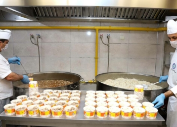 Pozitif olan tüm hastalara sıcak yemek