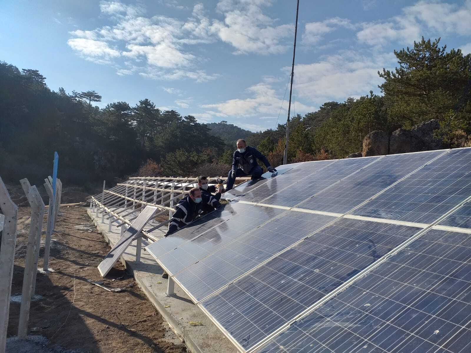 ESKİ yetkilileri güneş panellerinin aktif hale geldiğini belirtti