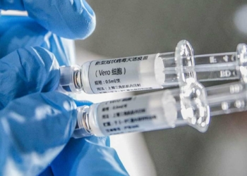 Korona aşısı zorunlu olmalı