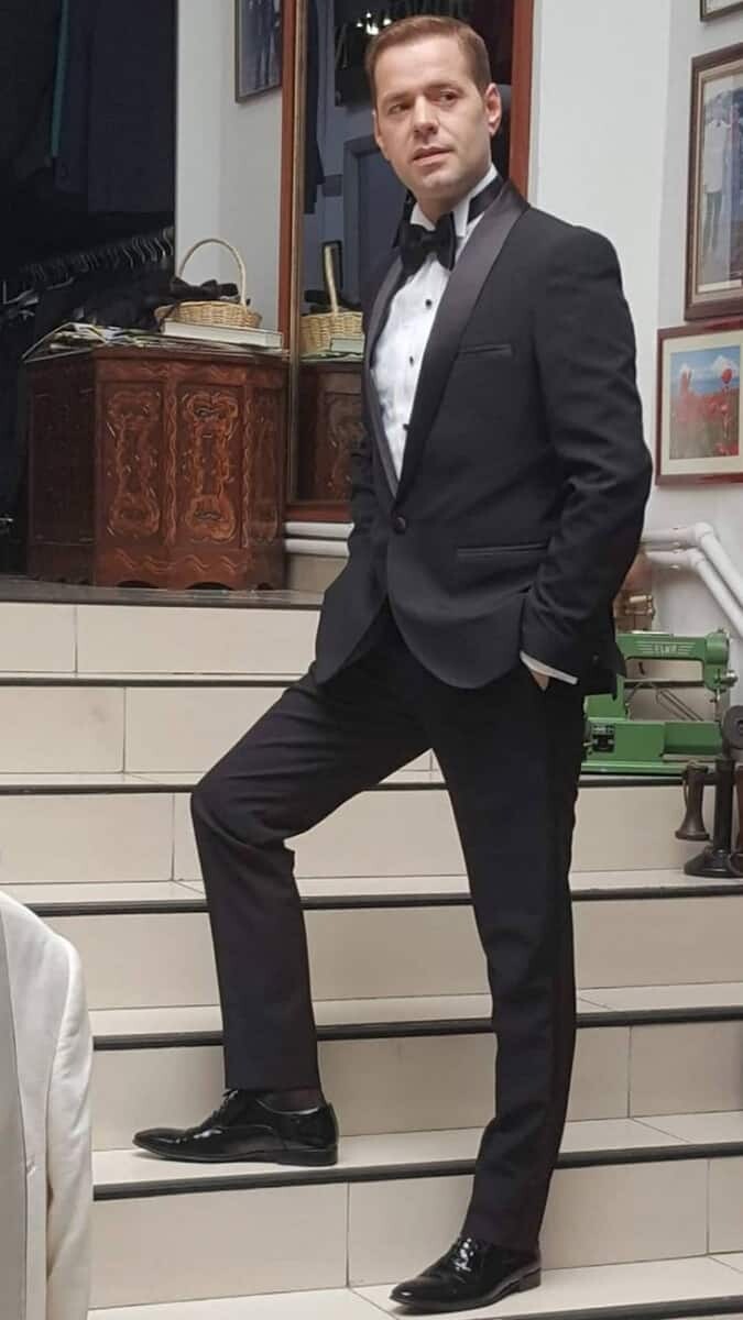 Engin Nurşani, bir süredir gırtlak kanseri nedeniyle tedavi görüyordu.