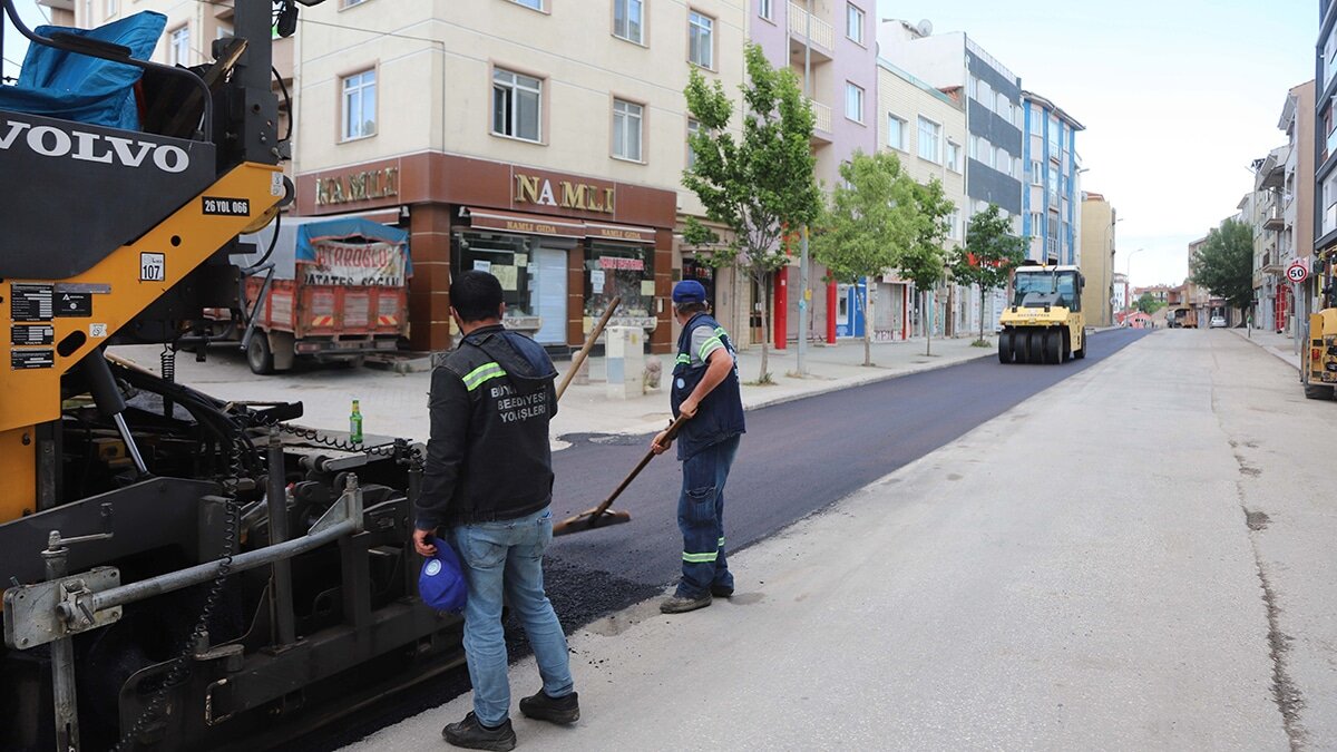 Büyükşehir kırsalda çalışmalarına devam ediyor