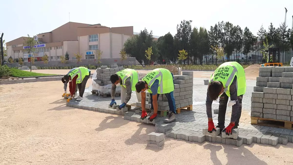 Büyükşehir kırsalda çalışmalarına devam ediyor