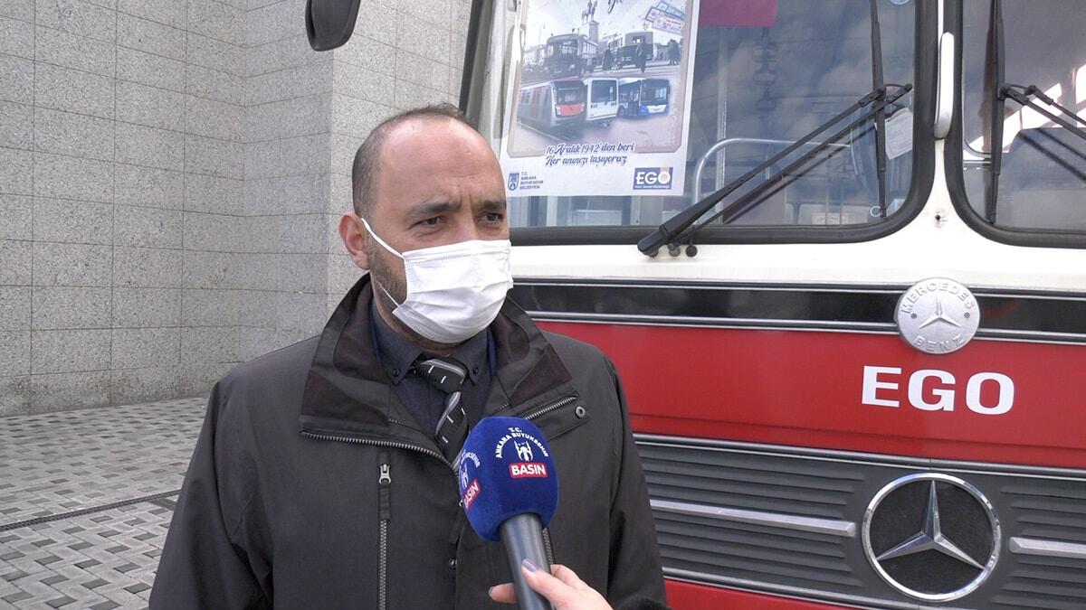 Büyükşehir Belediyesi Hizmet binasında gerçekleştirilen “78. Kuruluş Yıl Dönümü” etkinliğine pandemi nedeniyle EGO Genel Müdürü Nihat Alkaş ile üst düzey bürokratlar ve sınırlı sayıda çalışanlar katıldı.