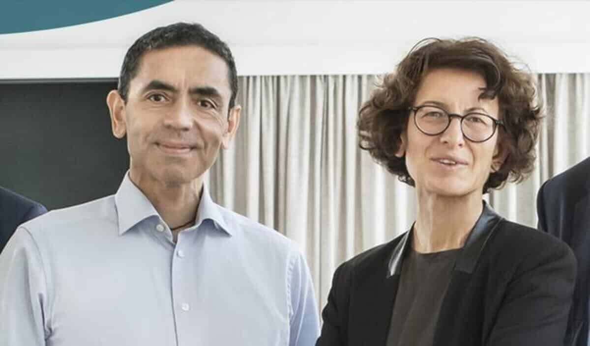 Uğur Şahin ve Özlem Türeci Almanya’da yaşıyor olsalar bile nerede kaldı ana vatan sevgisi? vatanlarına karşı daha duyarlı olmaları gerekmez miydi?