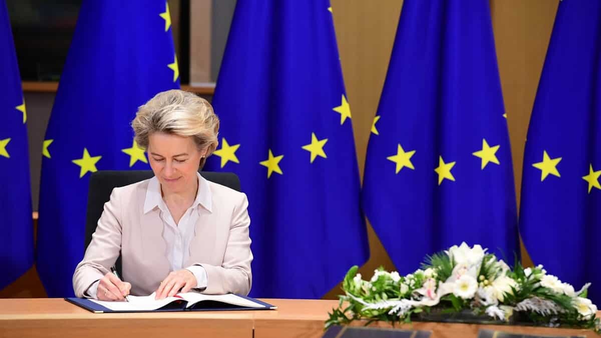 Brexit sonrası Ticaret Anlaşması imzalandı