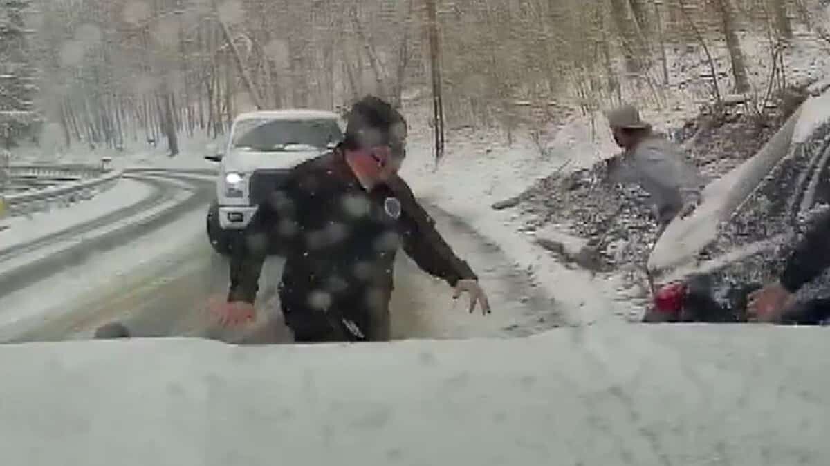 ABD'de kış fırtınası 2 kişinin ölümüne neden oldu