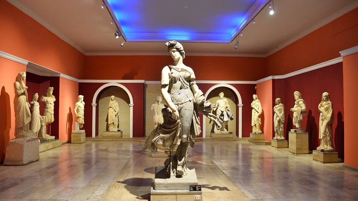 Müze ve ören yerlerinde büyük güvenlik açığı var