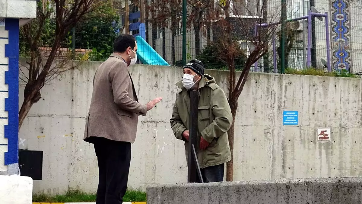 Havaların soğumaya başlaması ile birlikte avcılar'da kalacak yer bulamayanlar, kaymakamlık tarafından kiralanan iki otelde konuk edilmeye başlandı.