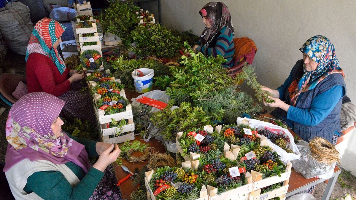 1.2 milyon Noel çelengi Avrupa'ya ihraç edildi