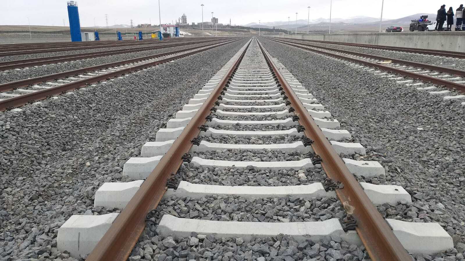 Ulaştırma ve altyapıda yapacağımız stratejik yatırımlar bizi gelecekte bölgemizde lojistiğin lideri hatta süper gücü haline getirecek