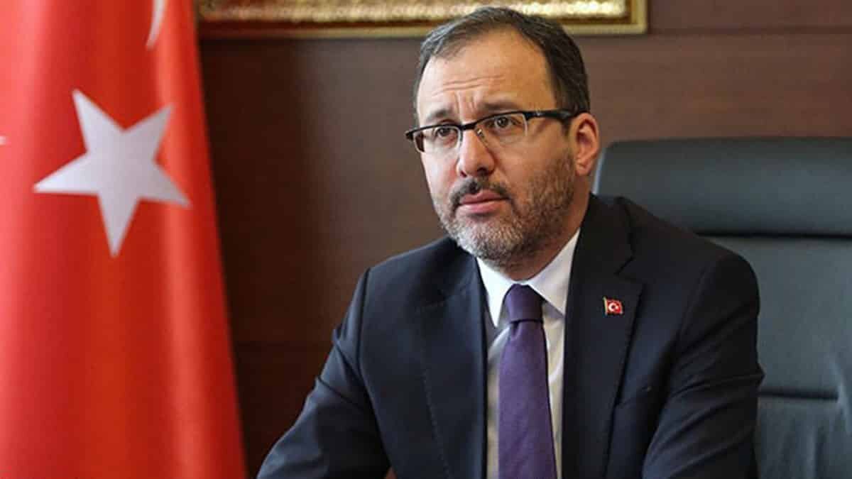 Madalya kazanan milli sporcularımıza tebrik mesajı