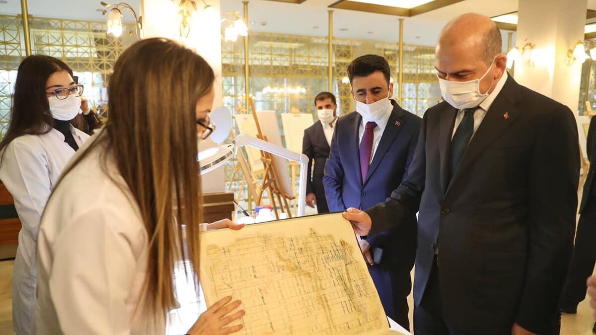 21'inci yüzyılın başında değişimi bir strateji olarak belirleyen Türkiye, önce altyapısını geliştirdi, sonra da altyapısının gücüyle hem üretmeye hem de kronik sorunlarını çözmeye başladı.