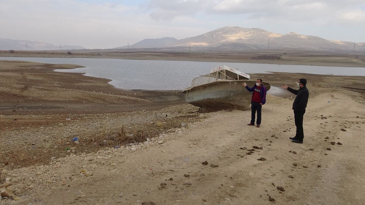Kırkat Gölü'nde kuraklık tehlikesi oluştu