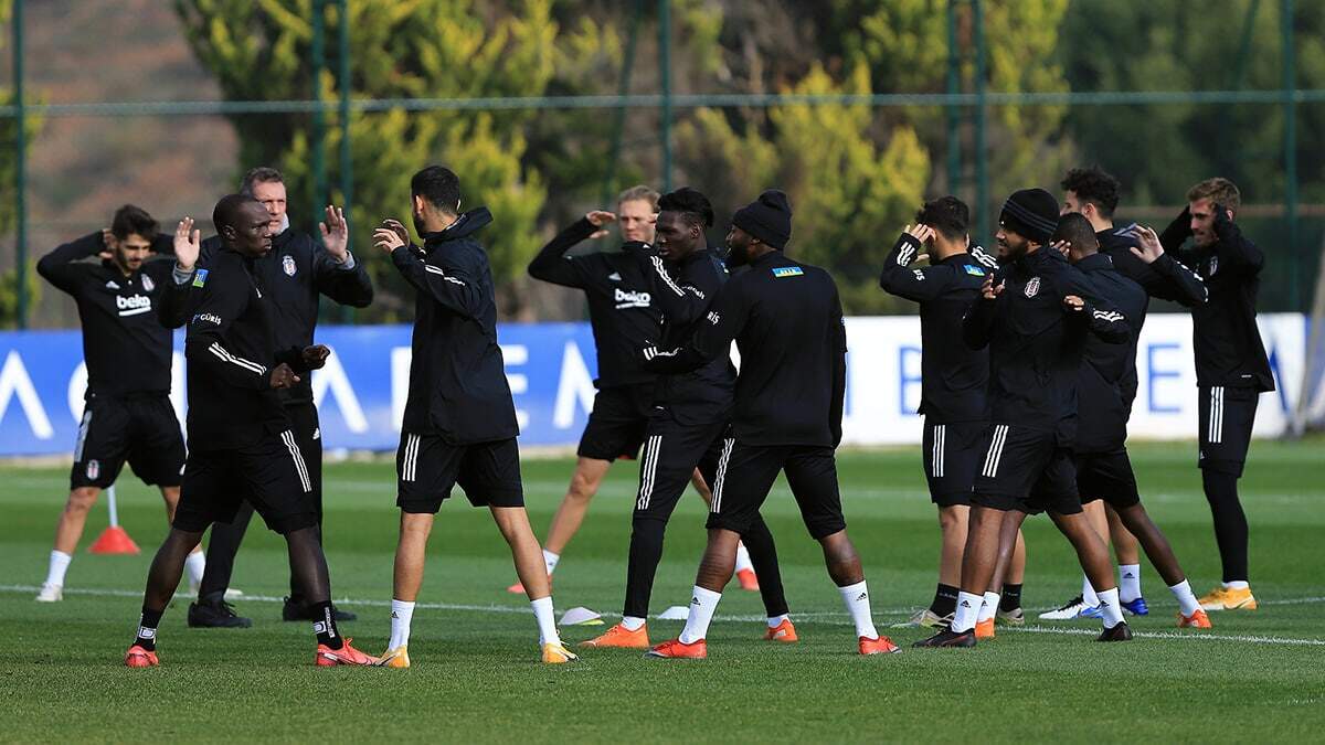 Beşiktaş Pazar günü oynayacağı maçın hazırlıklarını sürdürdü