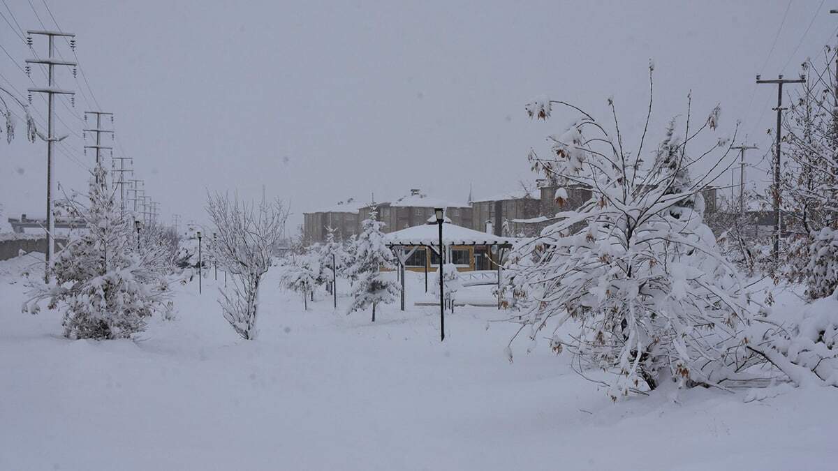 1347 köy yolu kardan kapandı