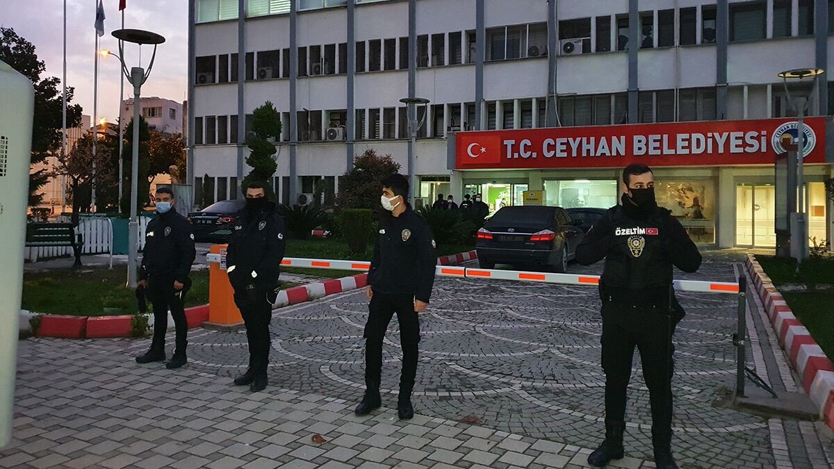 Ceyhan Belediyesi'nde rüşvet operasyonu