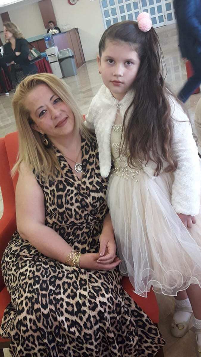 Afyonkarahisar'ın Dinar ilçesinde Cip ile TIR'ın çarpıştığı kazada aynı aileden 4 kişi öldü.