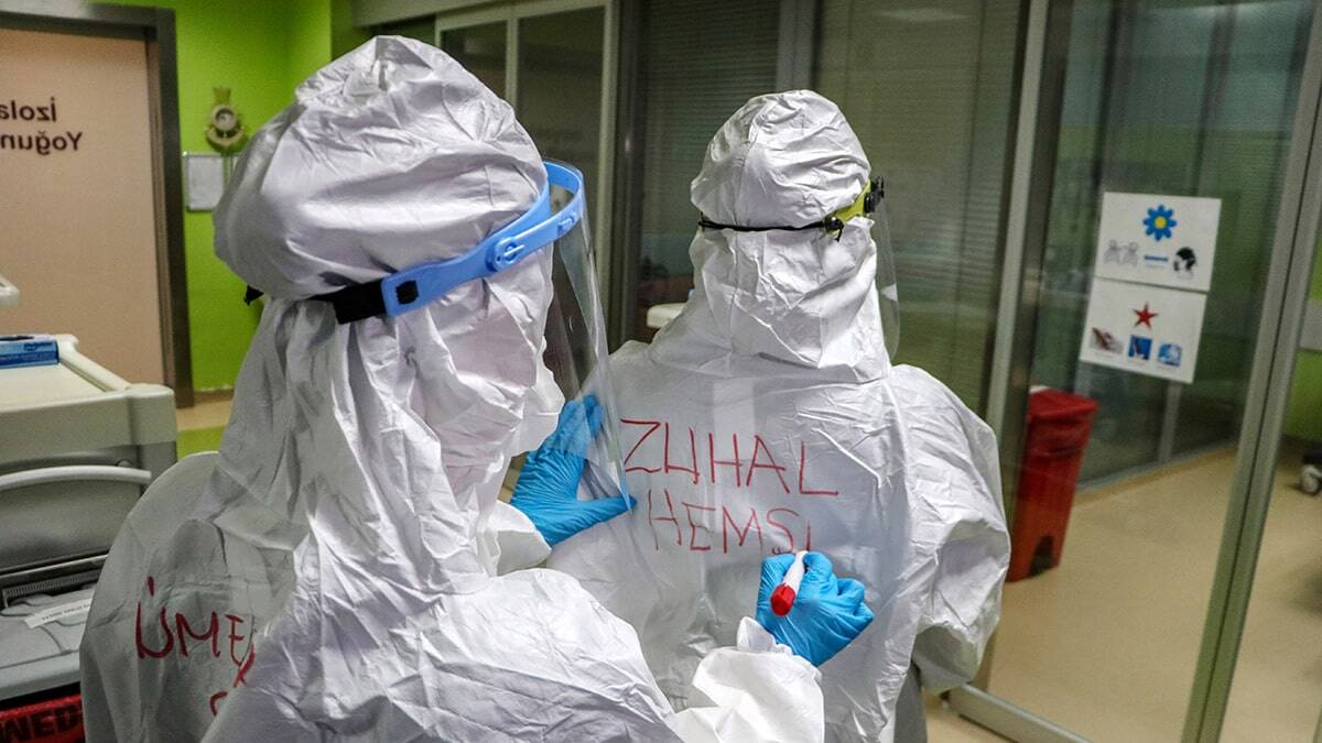 Ekibin içinde koronavirüse yakalananlar, tedavileri sonrası yeniden görevlerinin başına döndü.