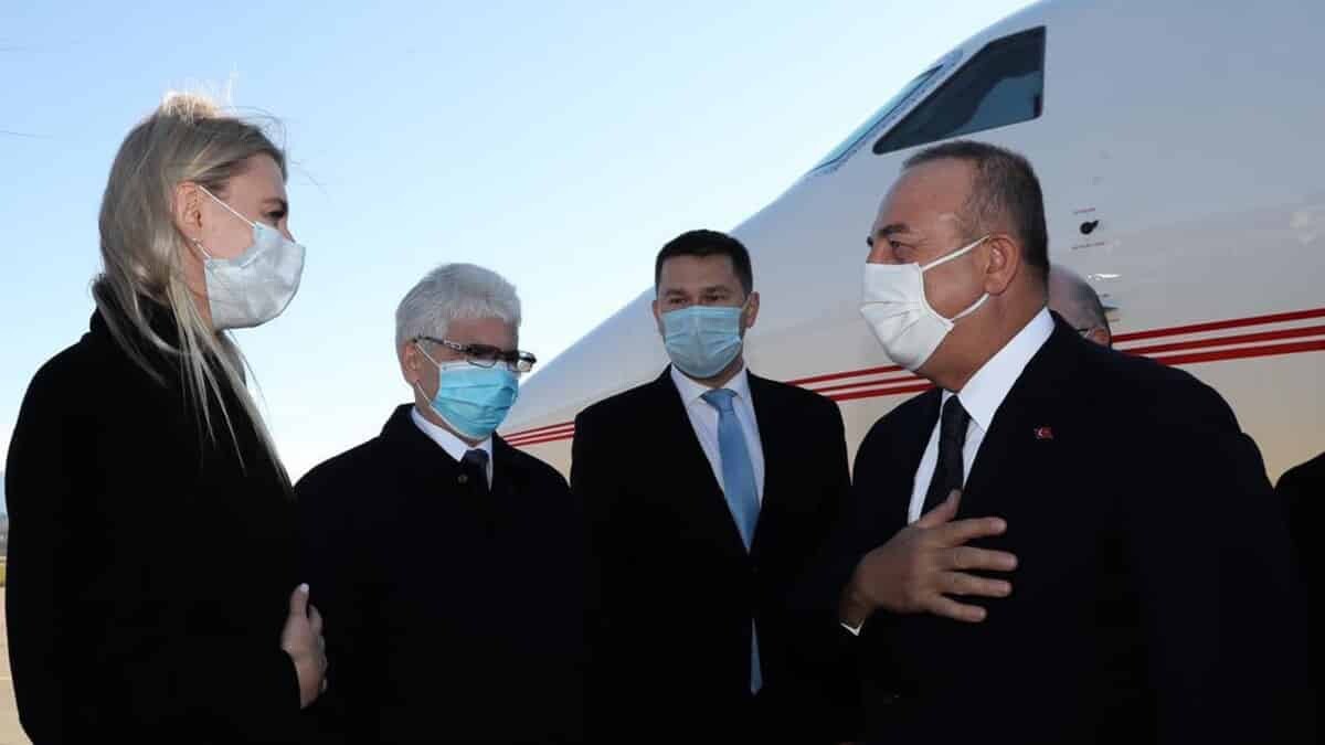 Mevlüt Çavuşoğlu Rusya'ya gitti