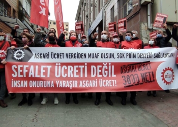 DİSK'ten asgari ücret eylemi