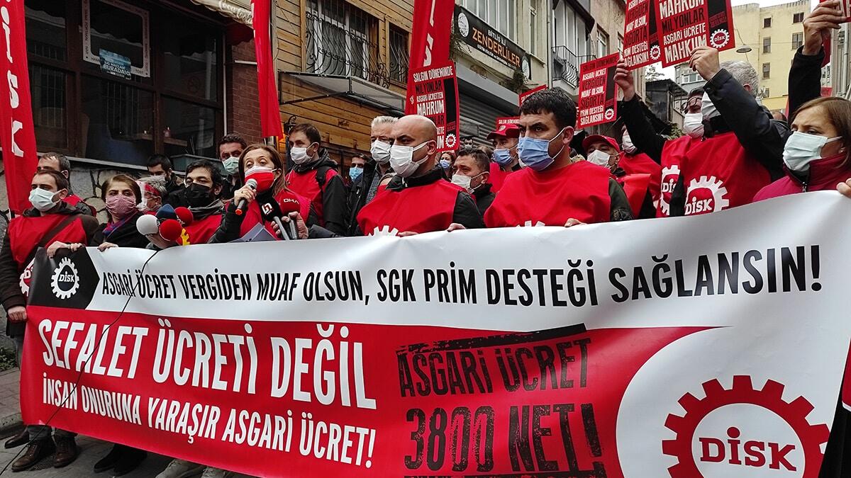 DİSK'ten asgari ücret eylemi