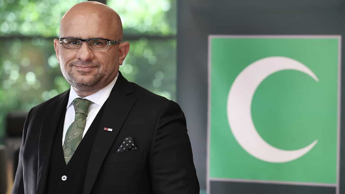 Dünya Sağlık Örgütü (DSÖ) Türkiye Ofisi Bulaşıcı Olmayan Hastalıklar ve Sağlıklı Yaşam Program Yöneticisi Prof. Dr. Toker Ergüder, sigara içilen ortamların bulaş riskini artırdığını söyledi.