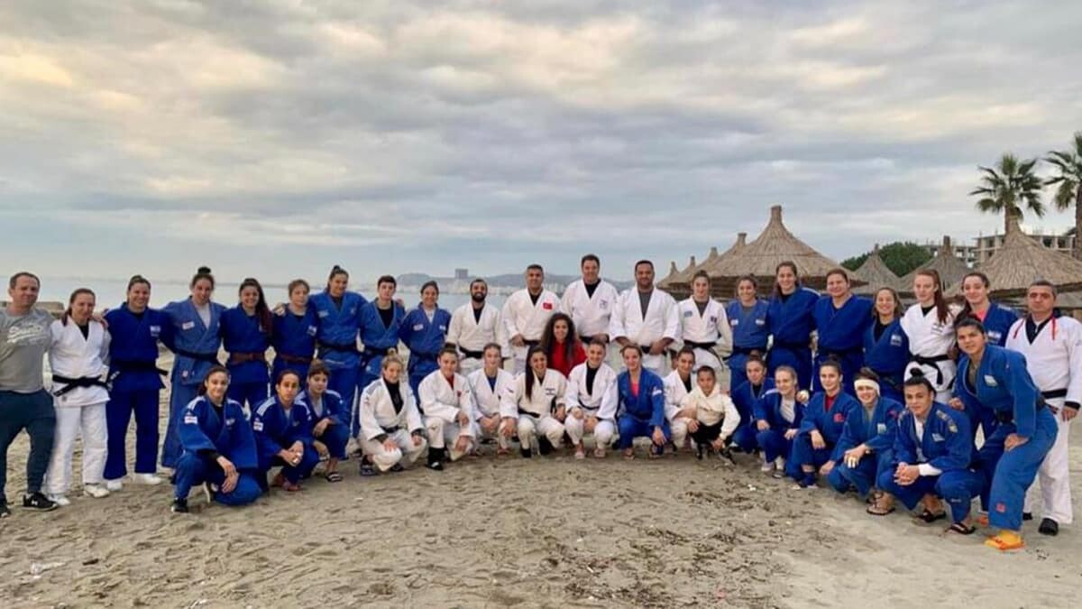 Olimpik kadın ve genç milliler arasında ortak çalışma