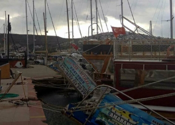 Uzmanlar kuvvetli lodos nedeniyle vatandaşları uyardı