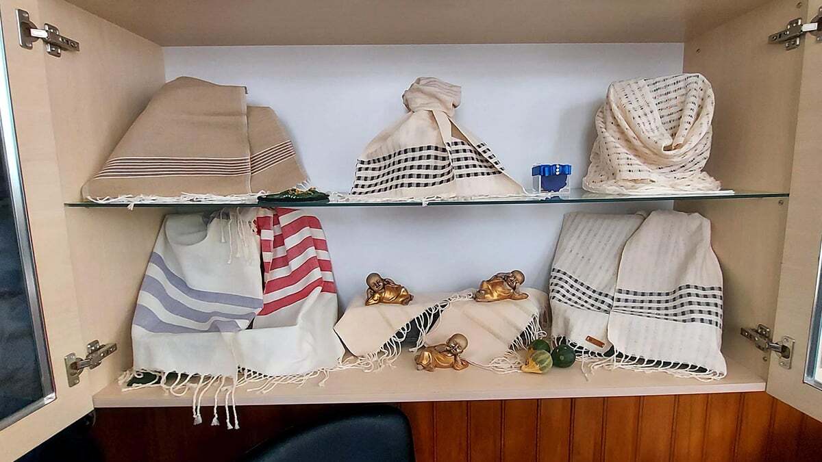 Elpek bezini gelecek nesillere taşıyor