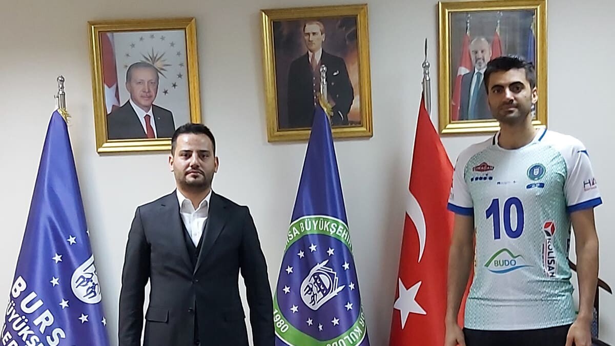 Bursa Büyükşehir Belediyespor Amir Ghafour ile sözleşme imzaladı