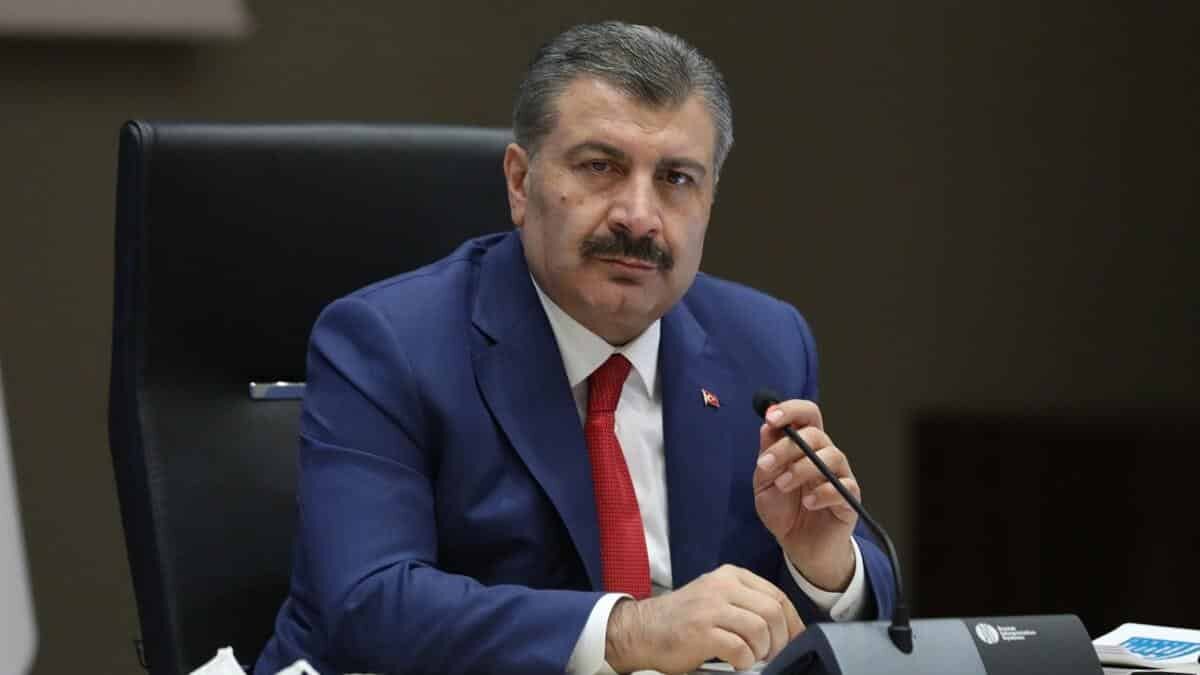 Bugün koronavirüsten 220 kişi hayatını kaybetti